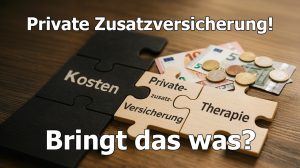 Holzpuzzle mit den Begriffen Kosten, Versicherung und Therapie – Symbol für die finanzielle Erstattung von Psychotherapie über private Zusatzversicherung für Heilpraktiker.